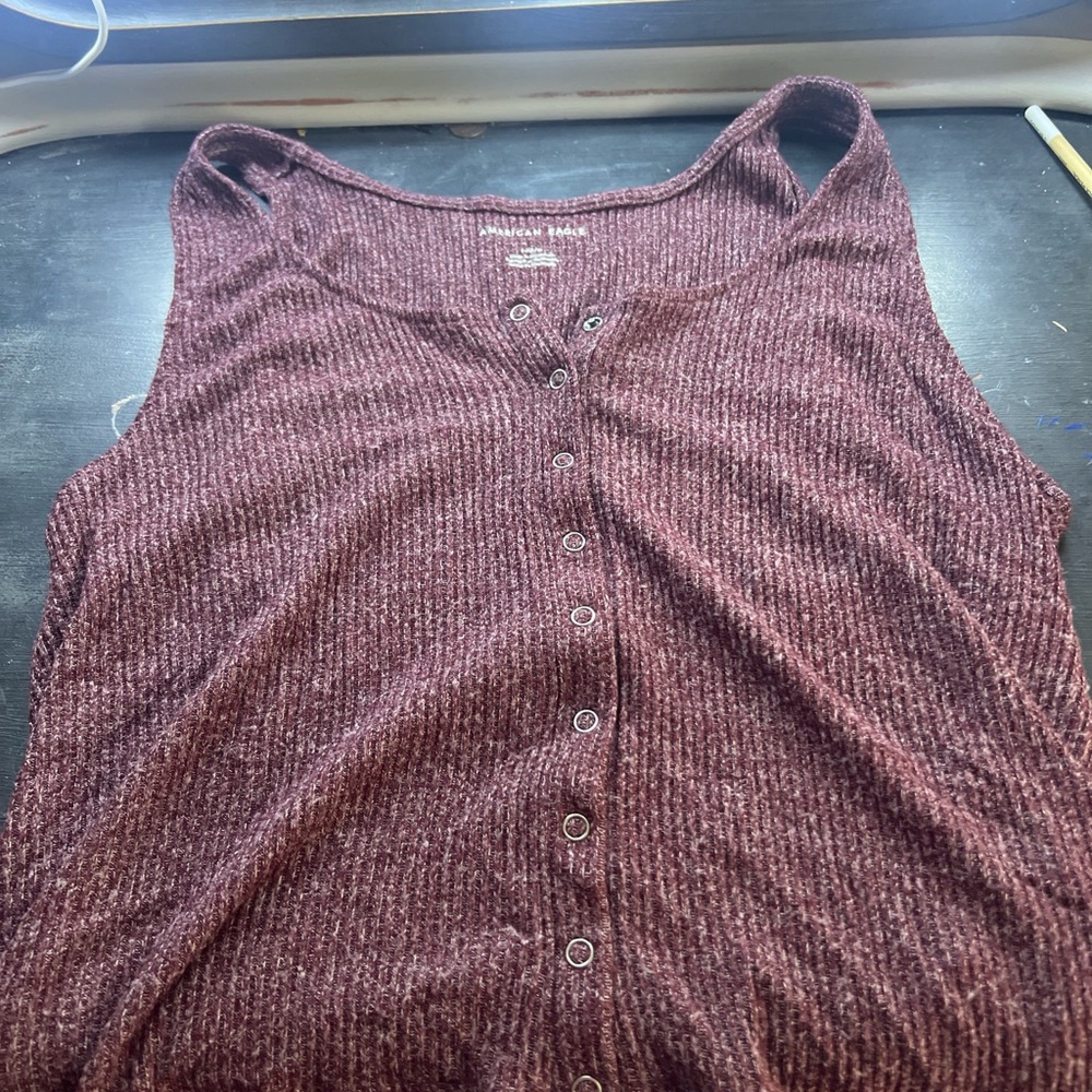 American Eagle Outfitters Red Ribbed Sleeveless Tank Top